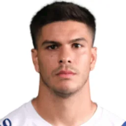 R. Fernández